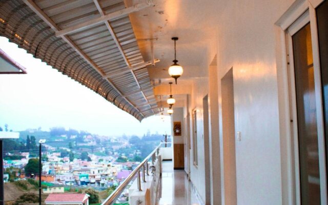 Al Woodlands Residency