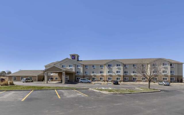 Sleep Inn & Suites Pleasant Hill - Des Moines