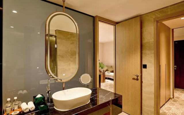 REY Hotel Hanoi