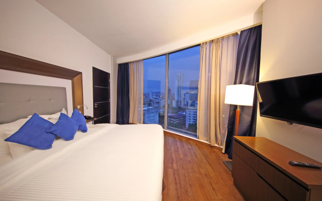Novotel Panama City