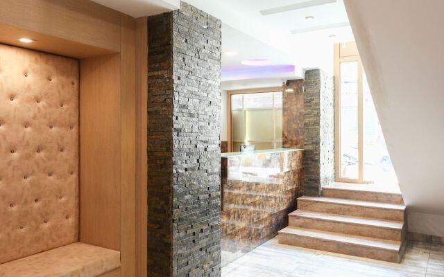 Treebo Trend Dwaraka Grand