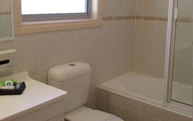 Waratah - 3 Bedroom Cottage