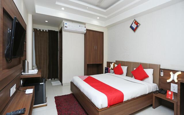 Capital O 8650 Hotel Johri Residency