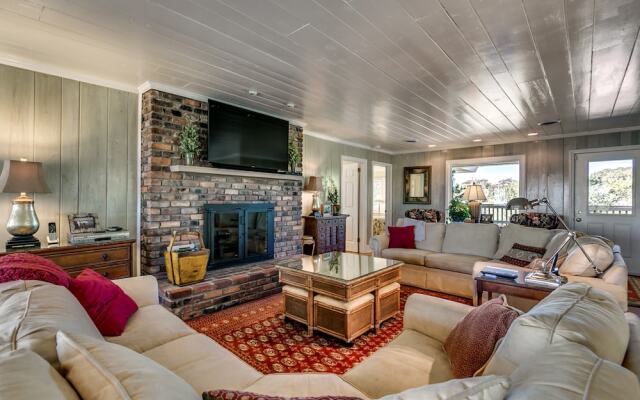 C-Scape by Condo-World