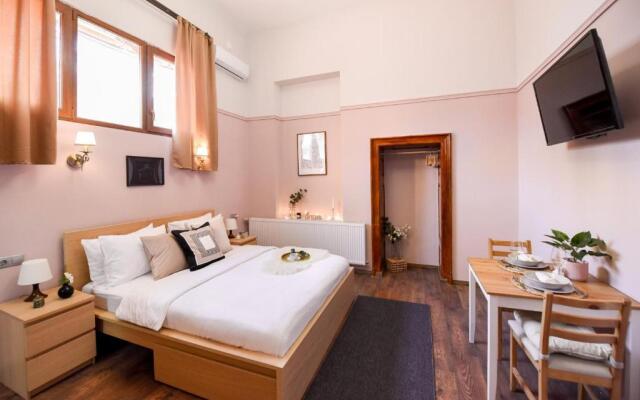 LE PETIT & COSY - BEST LOCATION Old Town & Quiet