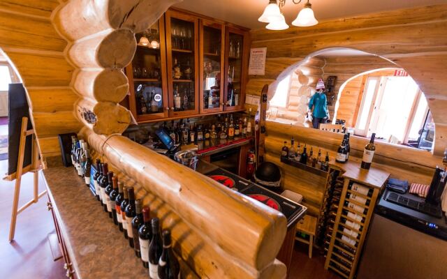 Majestic Valley Wilderness Lodge