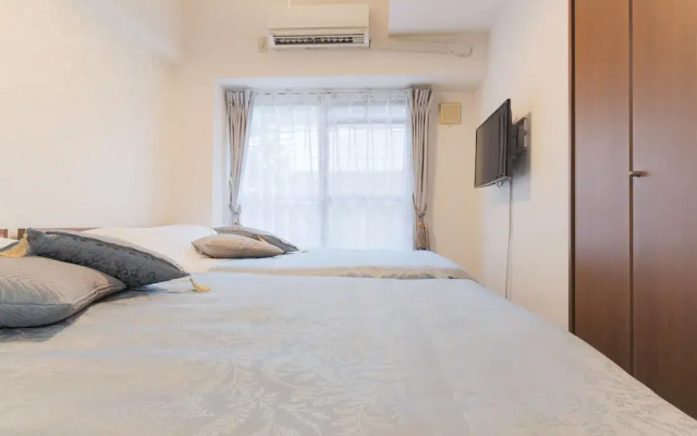 Grand Court Namba 205