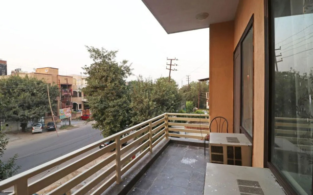 Krishna 26 By OYO Rooms