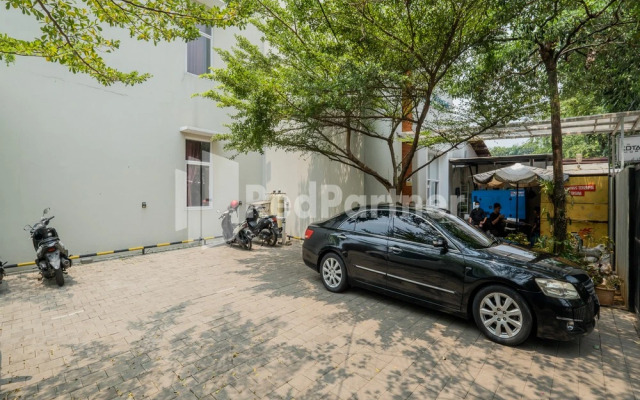 Palm Eight RedPartner