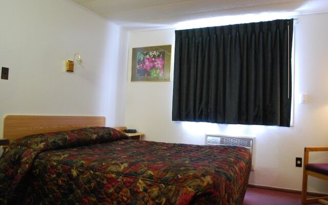 Black Hills Inn & Suites