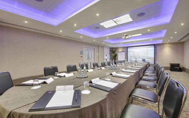 Gem Langham Court Hotel