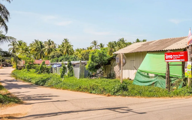 OYO 594 Marina House