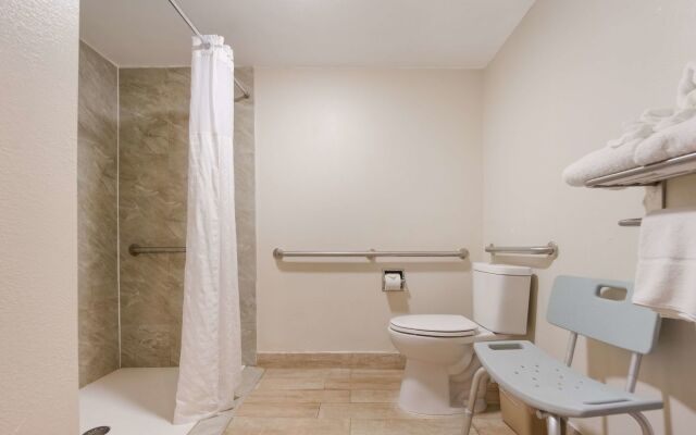 SureStay Hotel by Best Western St. Pete Clearwater Airport