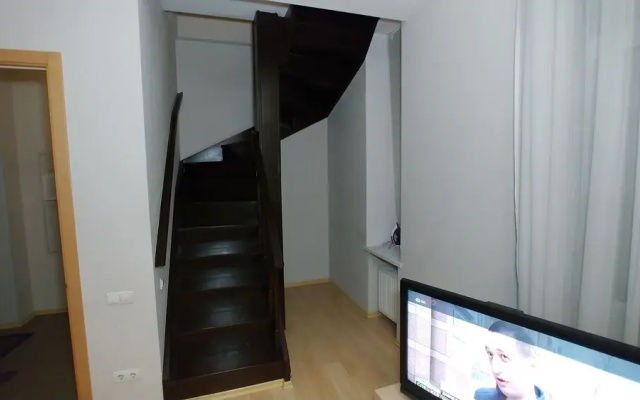 Deluxe 2 Bedroom Apartment Near Kreschatyk - 4001