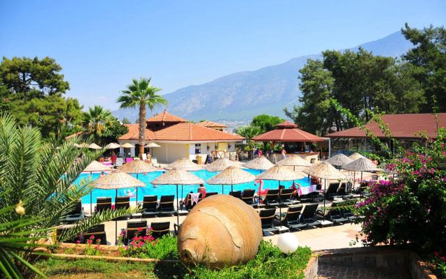 Telmessos Neva Hotel - Halal-Non Alcoholic  Hotel