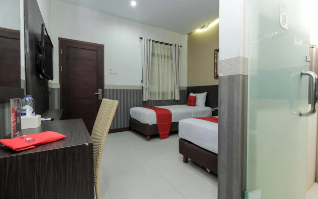 RedDoorz Plus @ Tuparev Cirebon