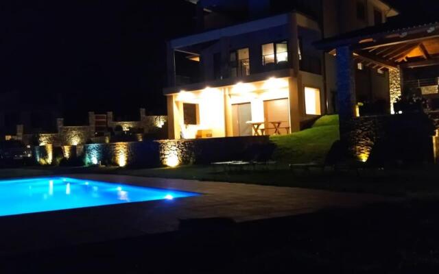 Villa Alexandros - Four Seasons