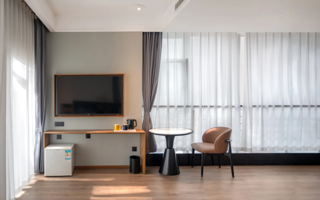Holiday Inn Express Chengdu West Gate by IHG