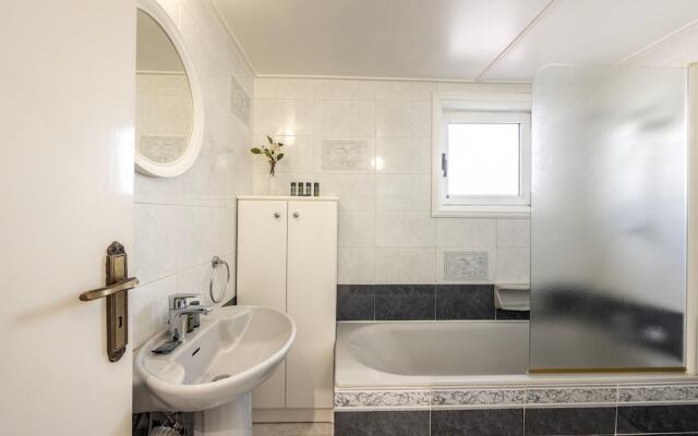 Ayia Thekla Sea Breeze Villa