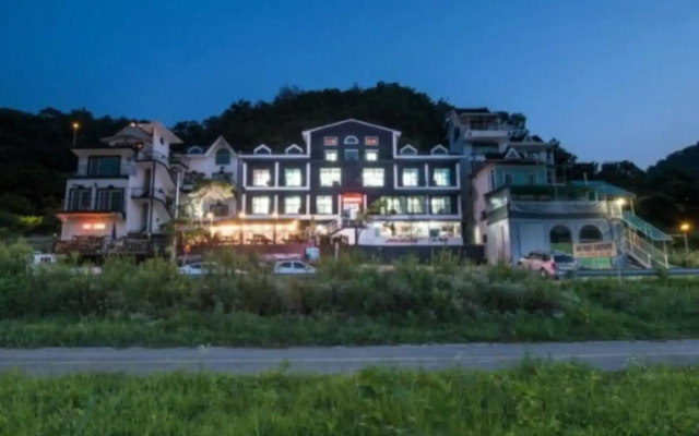 Gangchon Chocolate Pension