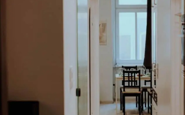 Modern City Apartment Near Central Park