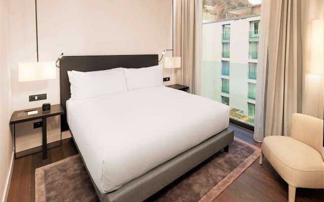 Hilton Lake Como Hotel