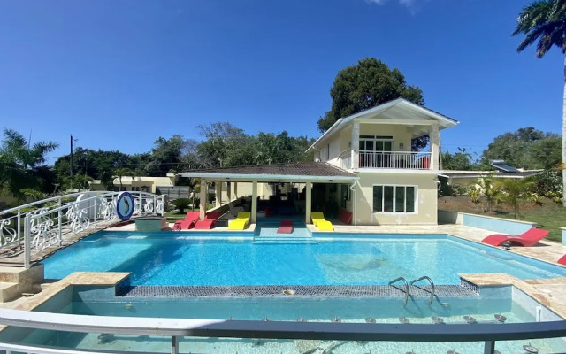 Villa De La Vida