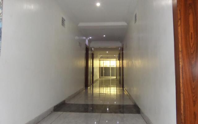 Serena Hotel & Suites