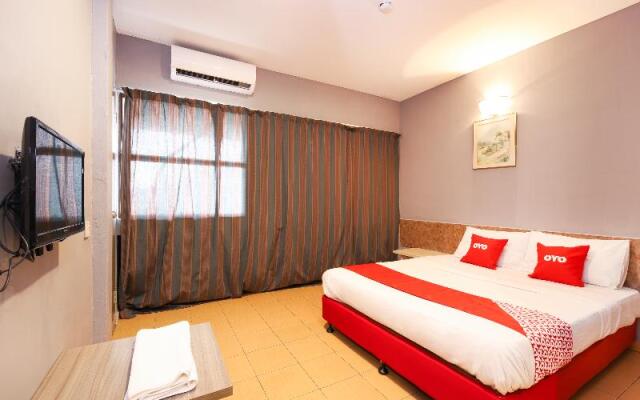 OYO 89676 Hotel 22