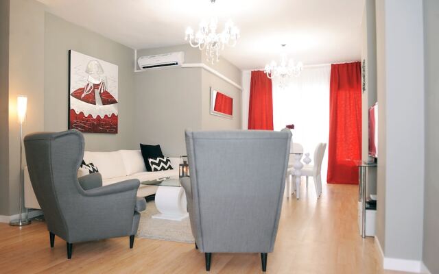 Amazing City Center Apartment