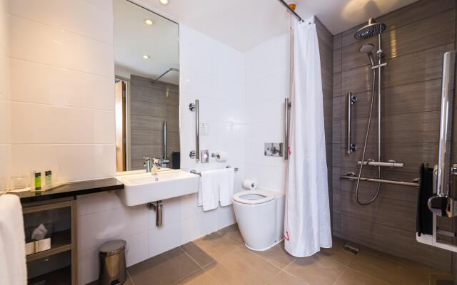 Holiday Inn Belfast City Centre by IHG