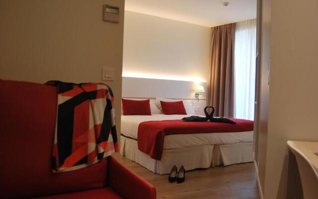 Hotel Pompaelo Plaza del Ayuntamiento & Spa