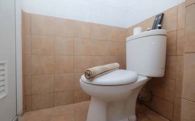 Comfort 2BR @ Green Pramuka City Apartment