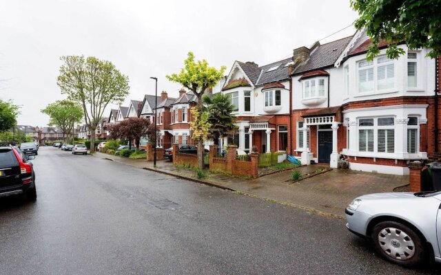 Chic Interiors near Streatham Common