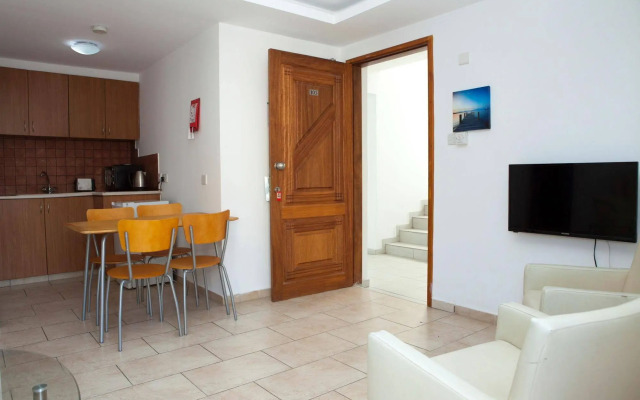 Alecos Hotel Apartments