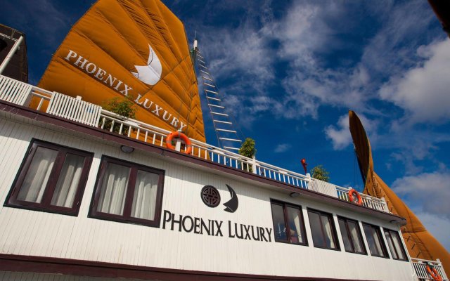 Phoenix Luxury Cruise Halong