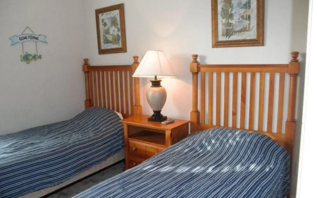 4 Br Villa - Trafalgar Village Sleeps 10 - Sfm 3158