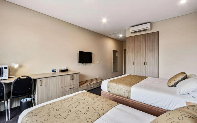 Foreshore Hotel