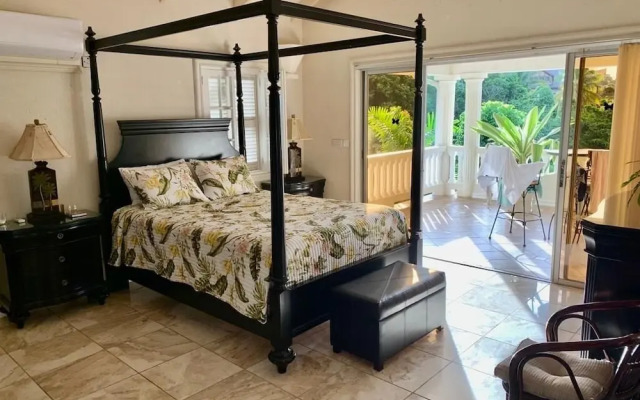 Beautiful 5-Bedroom Villa Ashiana in Marigot Bay 5 Villa by RedAwning