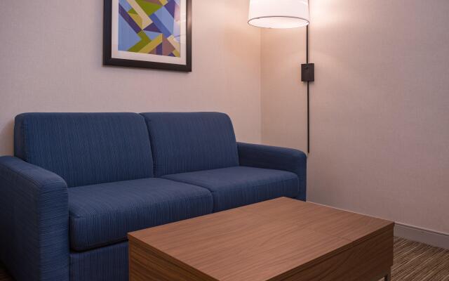 Holiday Inn Express Branford-New Haven by IHG