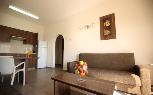 Lucky Hotel Apartments