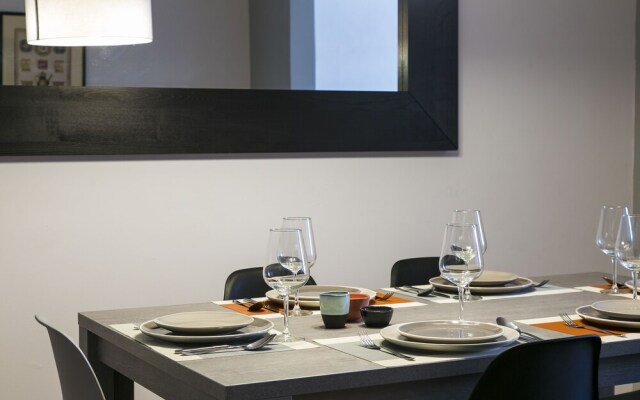 5 Bedroom Apartment near Av Liberdade