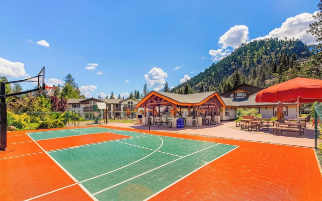 Icicle Village Blizzard Pool Parking