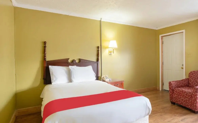 OYO Hotel Rowland I-95
