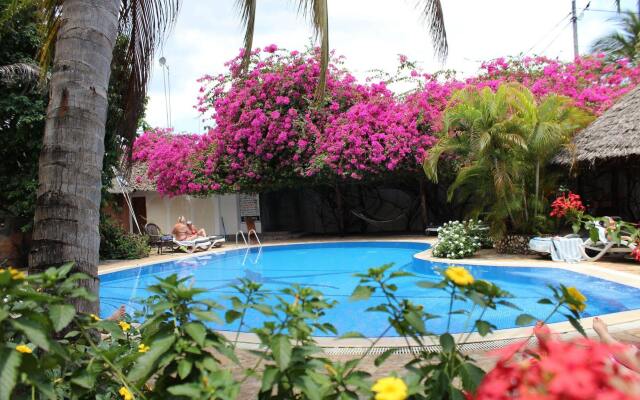 Langi Langi Beach Bungalows