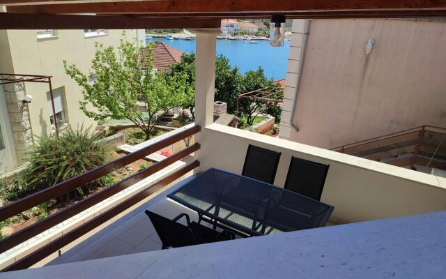 Relax - 50 M From Sea - A1