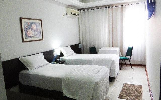 Отель Verde Plaza