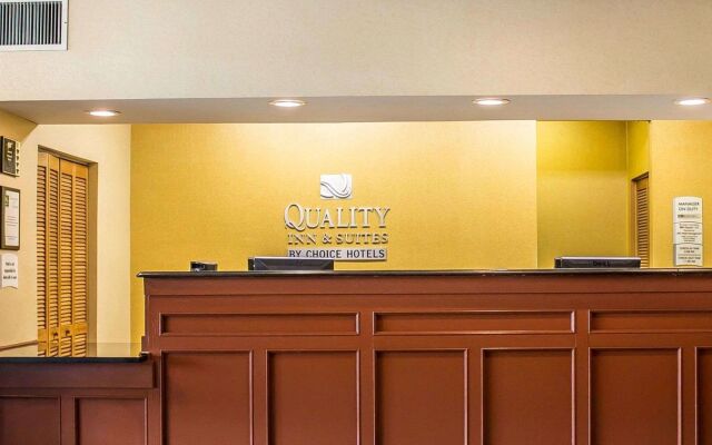 Wilkes-Barre Inn and Suites