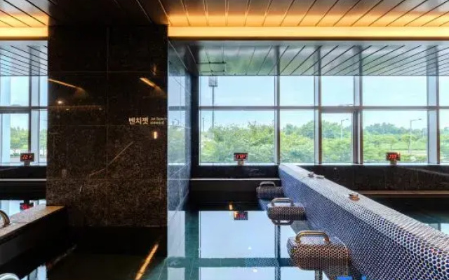 Blue Ocean Hotel 4