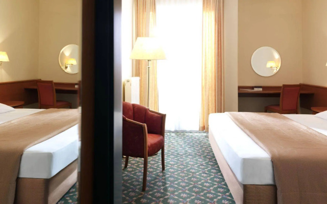 Hotel Maestoso